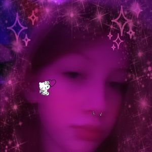 Meet your Posher, Elle